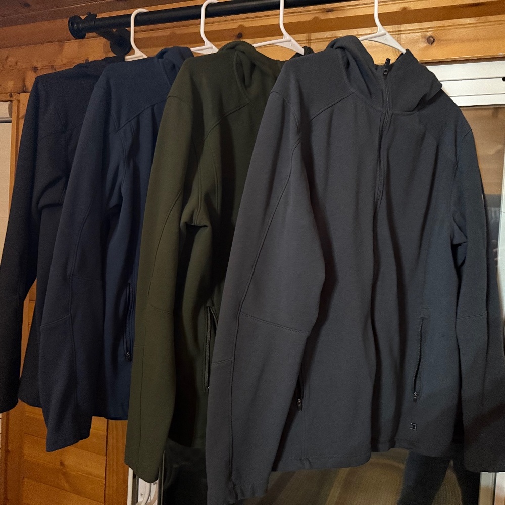 4 Kuhl Spekter Full-zip Hoodies